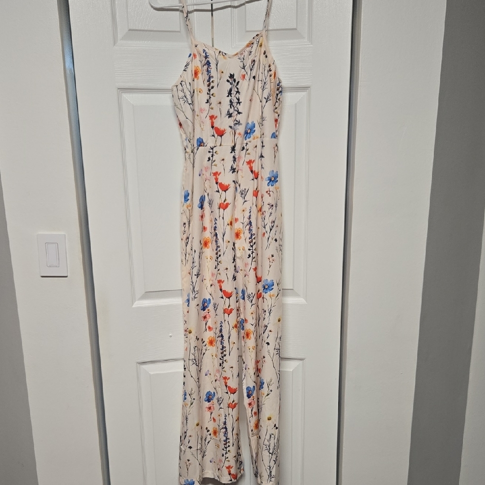 Floral Spaghetti-Strap Maxi Dress in Cream